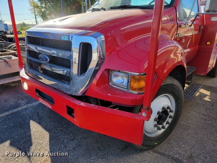 image for item LO9284 2005 Ford F750 Super Duty  bucket truck