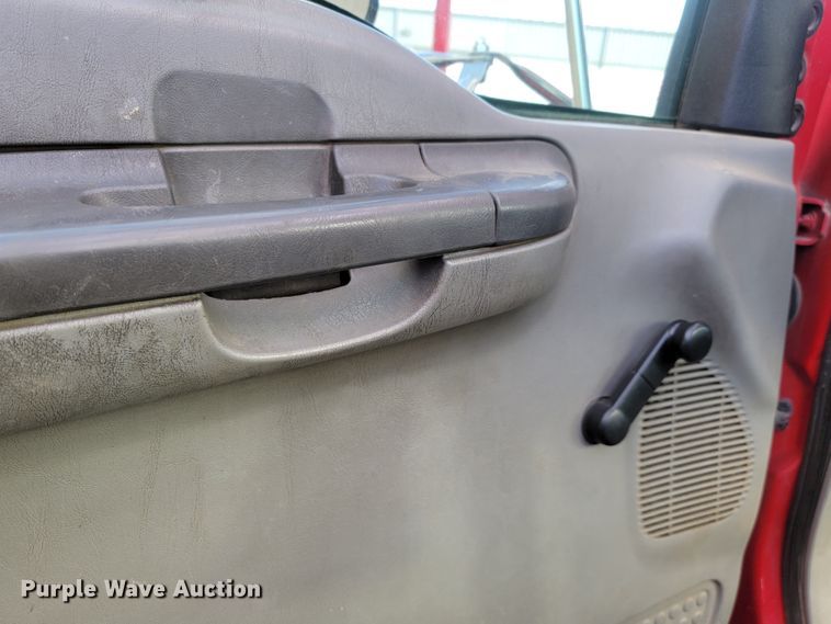 image for item LO9284 2005 Ford F750 Super Duty  bucket truck