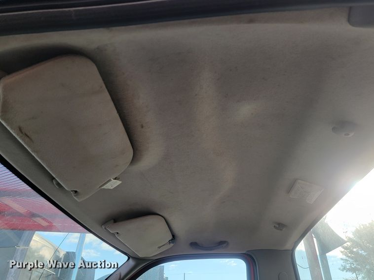 image for item LO9284 2005 Ford F750 Super Duty  bucket truck