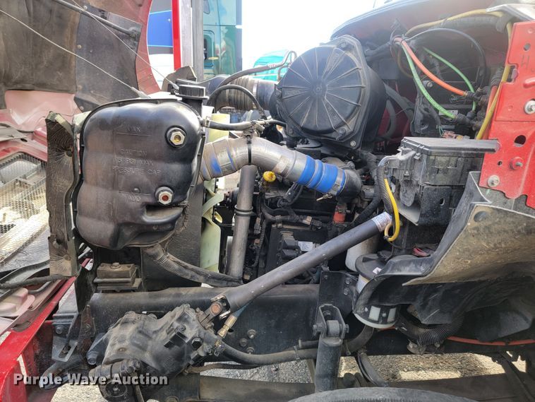 image for item LO9284 2005 Ford F750 Super Duty  bucket truck