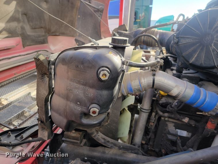 image for item LO9284 2005 Ford F750 Super Duty  bucket truck