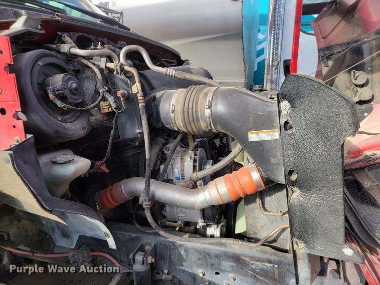 image for item LO9284 2005 Ford F750 Super Duty  bucket truck