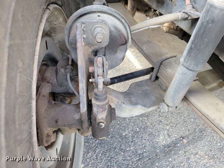 image for item LO9284 2005 Ford F750 Super Duty  bucket truck