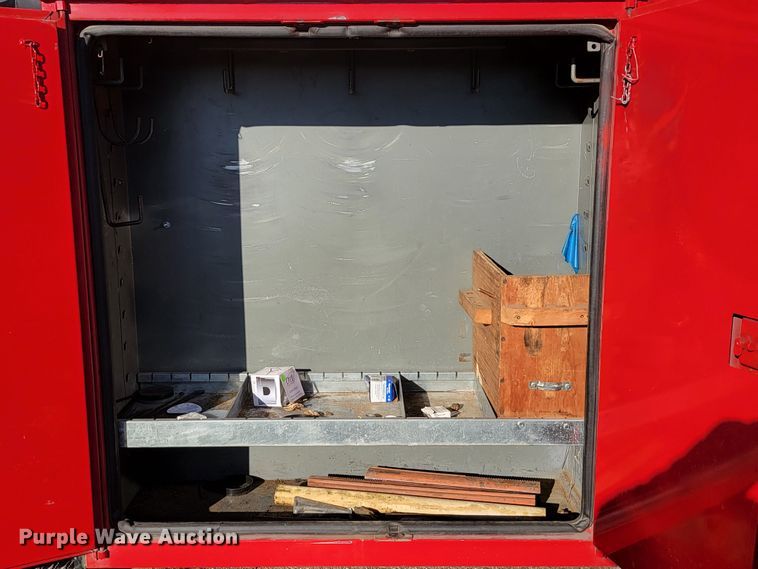 image for item LO9284 2005 Ford F750 Super Duty  bucket truck