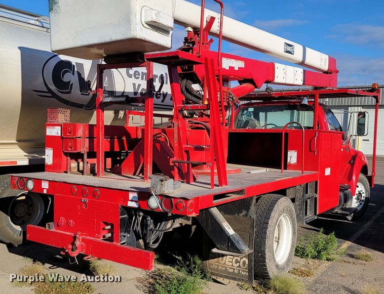 image for item LO9284 2005 Ford F750 Super Duty  bucket truck