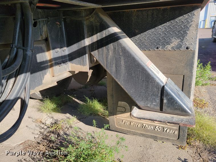 image for item LO9284 2005 Ford F750 Super Duty  bucket truck