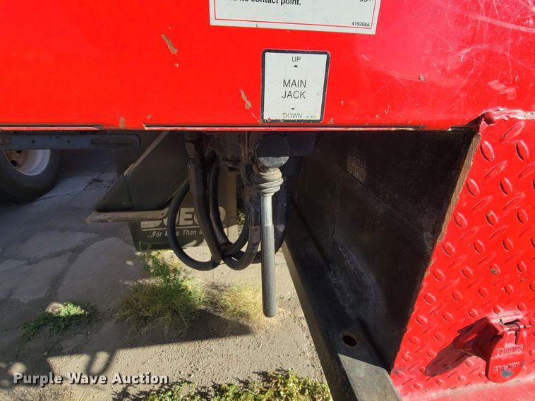 image for item LO9284 2005 Ford F750 Super Duty  bucket truck