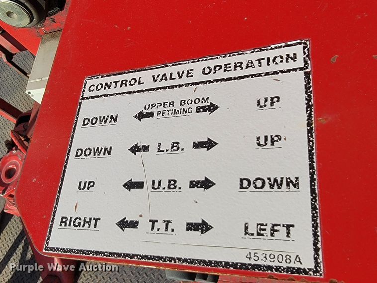 image for item LO9284 2005 Ford F750 Super Duty  bucket truck