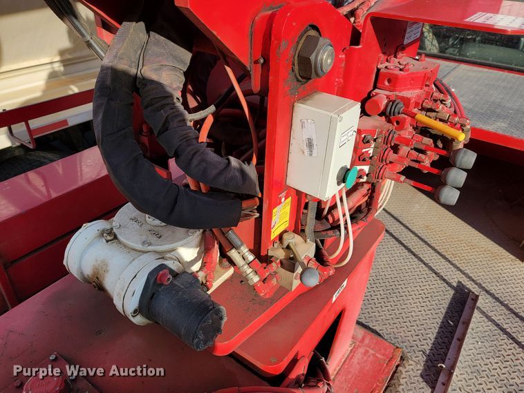 image for item LO9284 2005 Ford F750 Super Duty  bucket truck