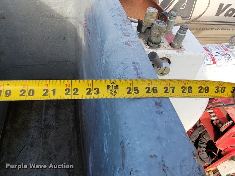 image for item LO9284 2005 Ford F750 Super Duty  bucket truck