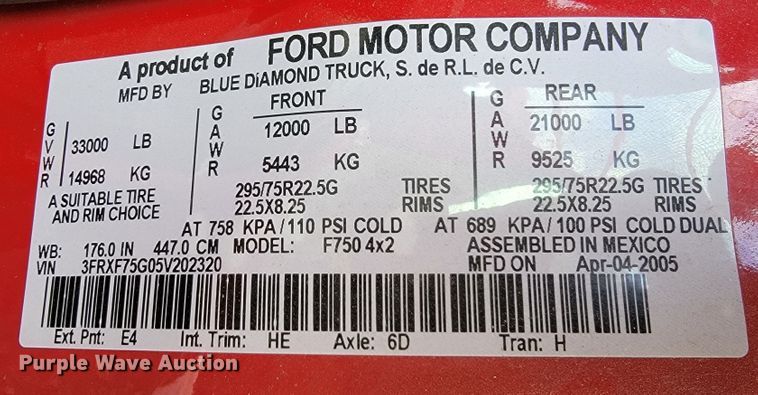 image for item LO9284 2005 Ford F750 Super Duty  bucket truck