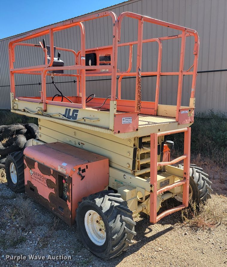 image for item LO9291 1998 JLG 26MRT  scissor lift