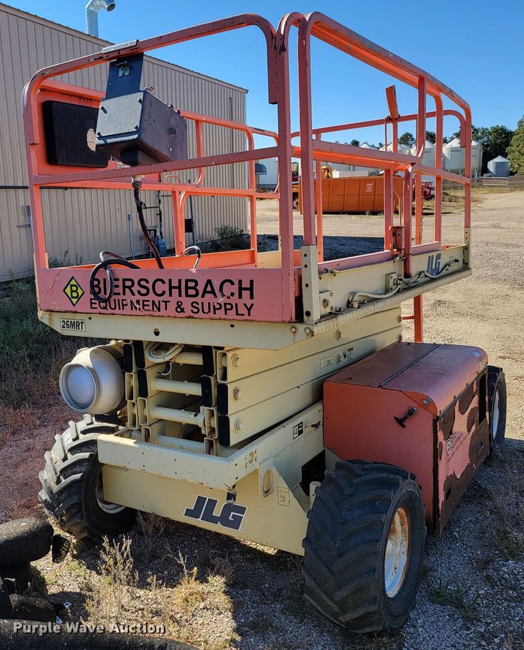 image for item LO9291 1998 JLG 26MRT  scissor lift