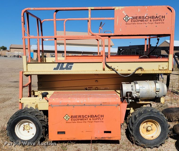 image for item LO9291 1998 JLG 26MRT  scissor lift