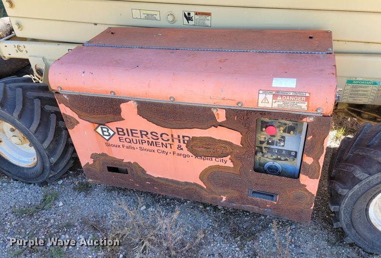 image for item LO9291 1998 JLG 26MRT  scissor lift