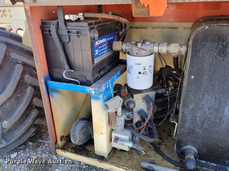 image for item LO9291 1998 JLG 26MRT  scissor lift