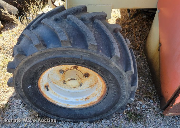 image for item LO9291 1998 JLG 26MRT  scissor lift