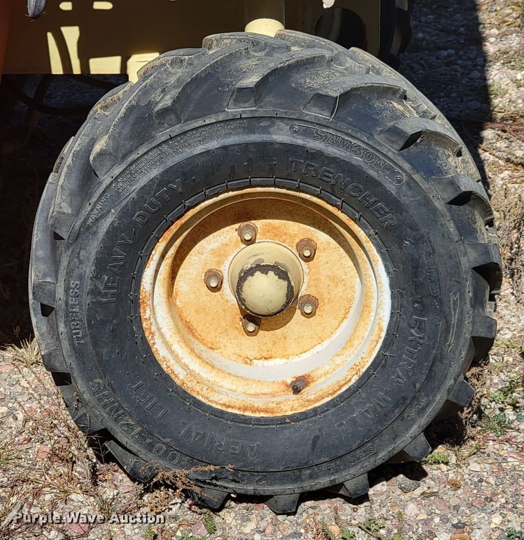 image for item LO9291 1998 JLG 26MRT  scissor lift