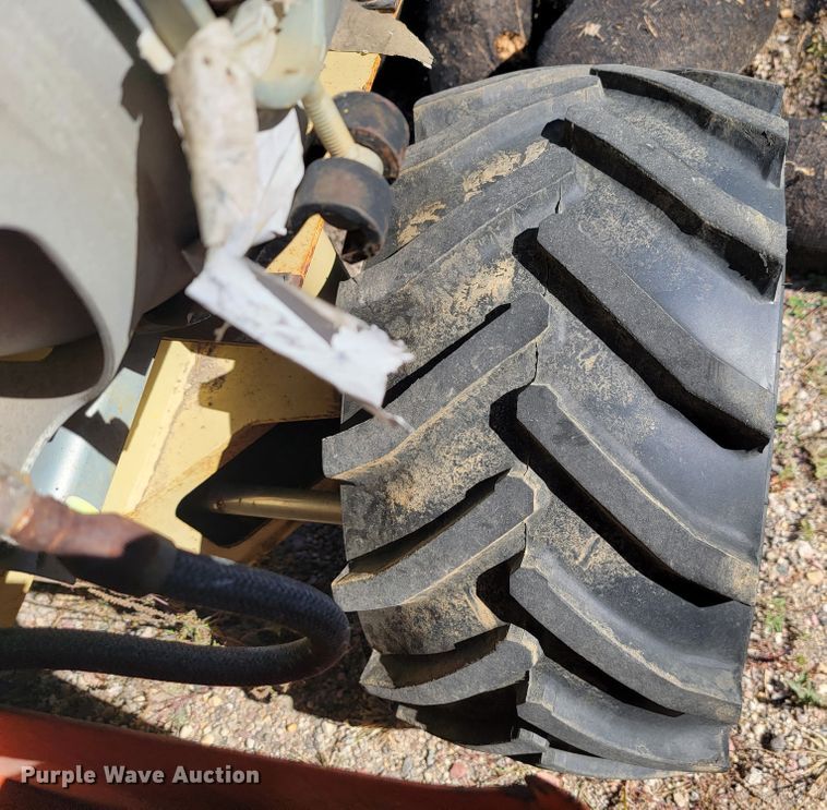 image for item LO9291 1998 JLG 26MRT  scissor lift