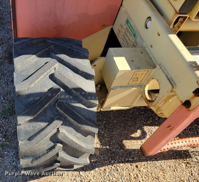 image for item LO9291 1998 JLG 26MRT  scissor lift