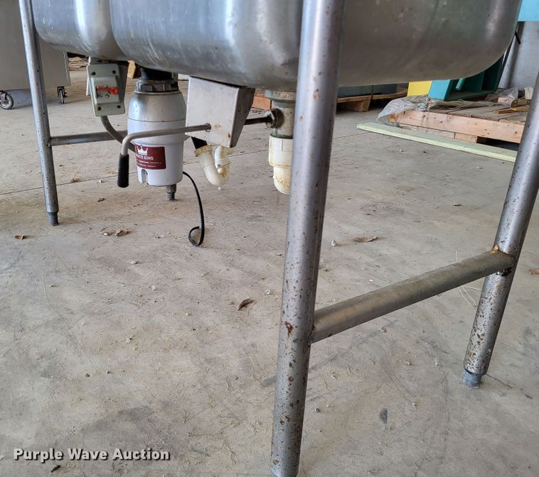 image for item LR9040 (3) stainless steel sinks