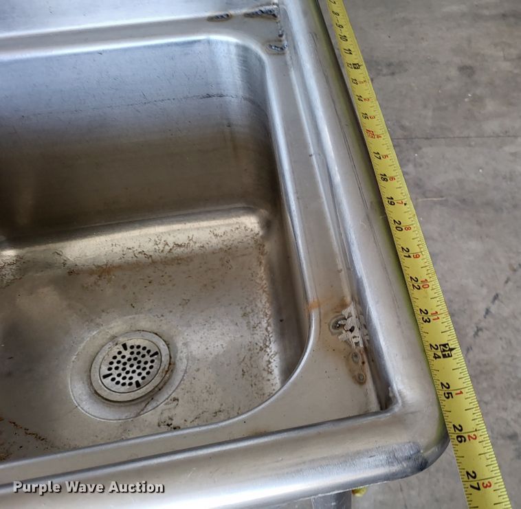 image for item LR9040 (3) stainless steel sinks