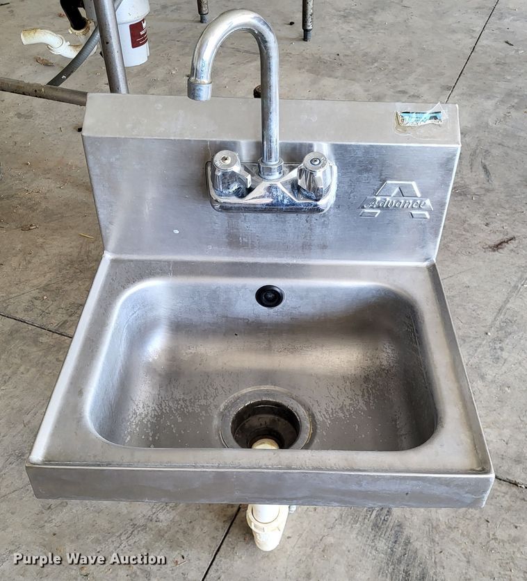 image for item LR9040 (3) stainless steel sinks
