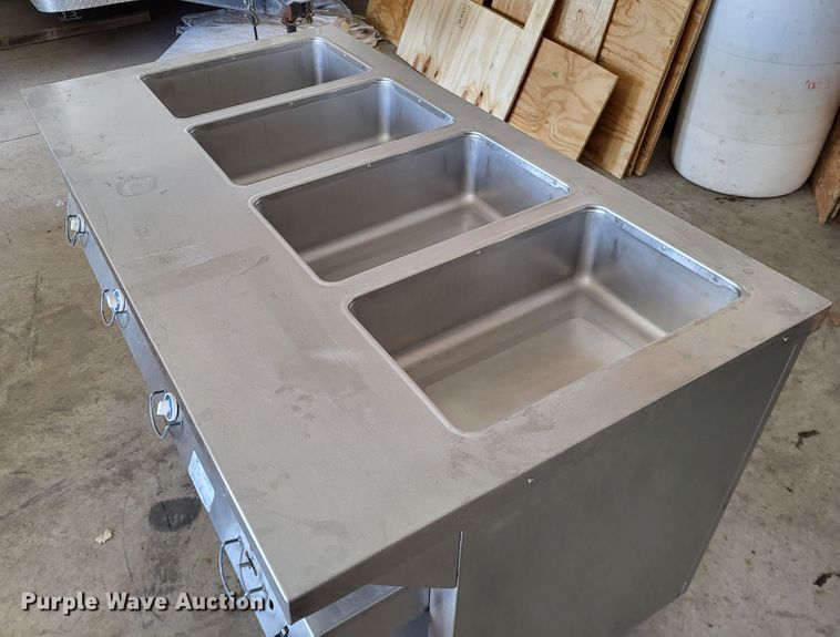 image for item LR9042 Food warming table