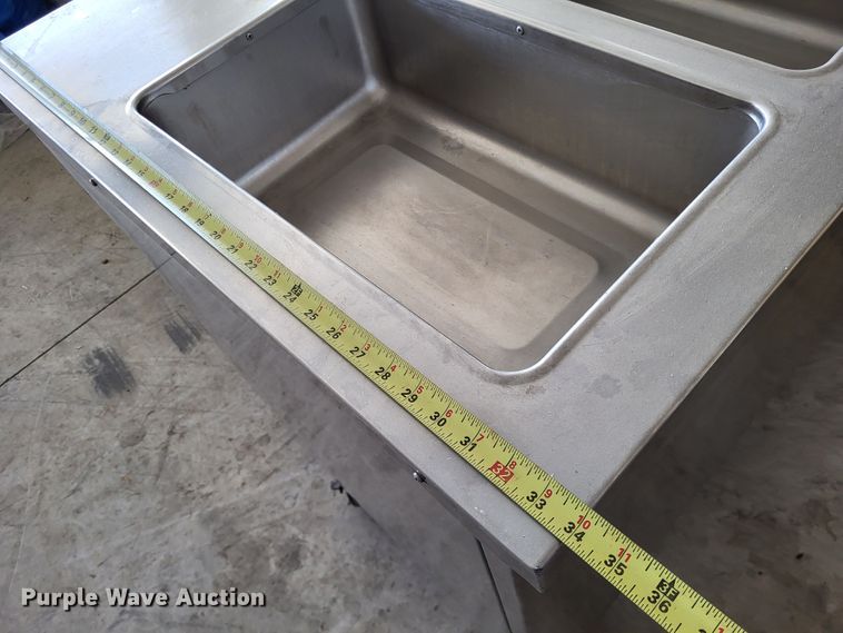 image for item LR9042 Food warming table