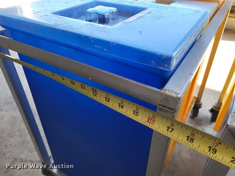 image for item LR9045 Storage bins