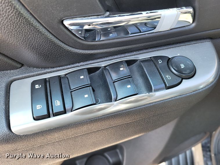 image for item LR9049 2012 Chevrolet Tahoe Police  SUV