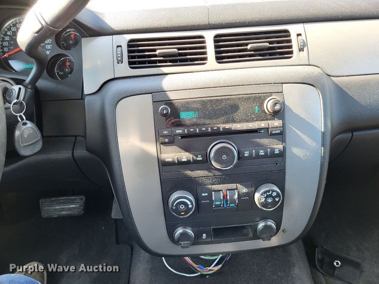 image for item LR9049 2012 Chevrolet Tahoe Police  SUV