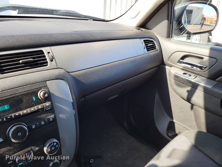 image for item LR9049 2012 Chevrolet Tahoe Police  SUV