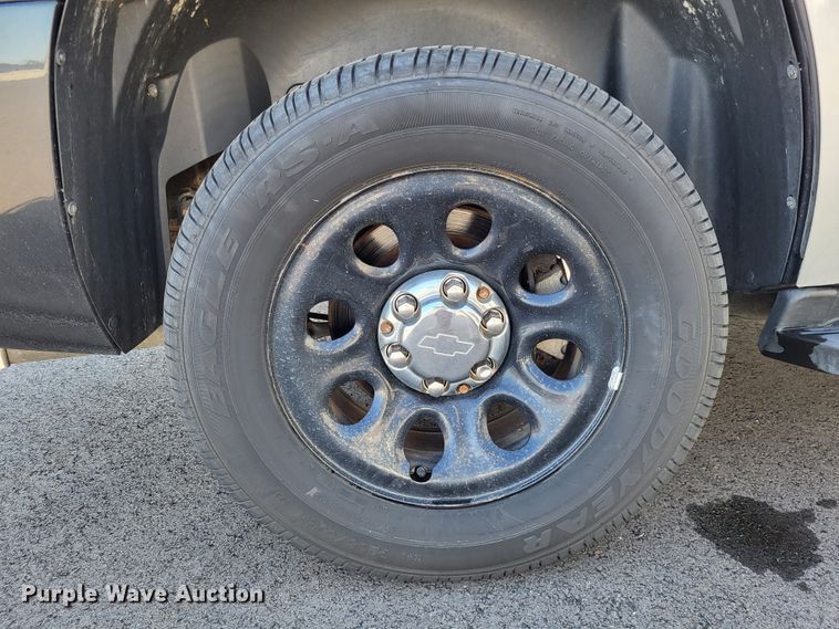 image for item LR9049 2012 Chevrolet Tahoe Police  SUV