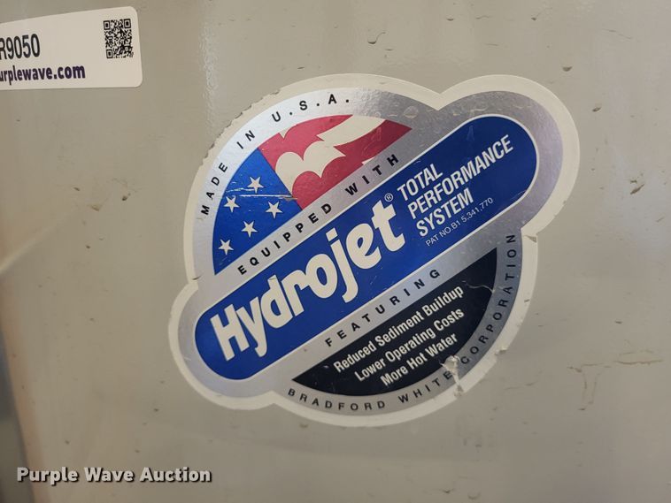 image for item LR9050 Bradford White RG275H6N  water heater