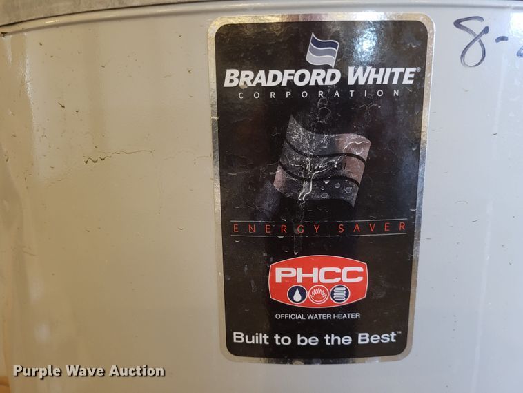 image for item LR9050 Bradford White RG275H6N  water heater