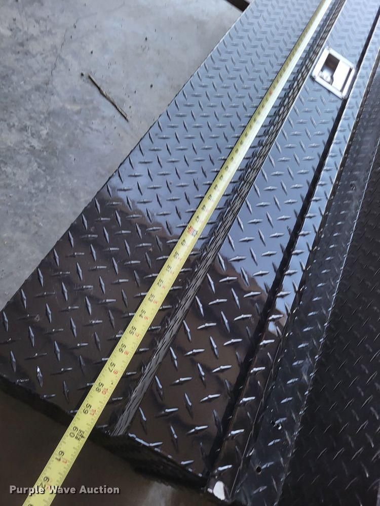 image for item LR9053 Automotive accessories