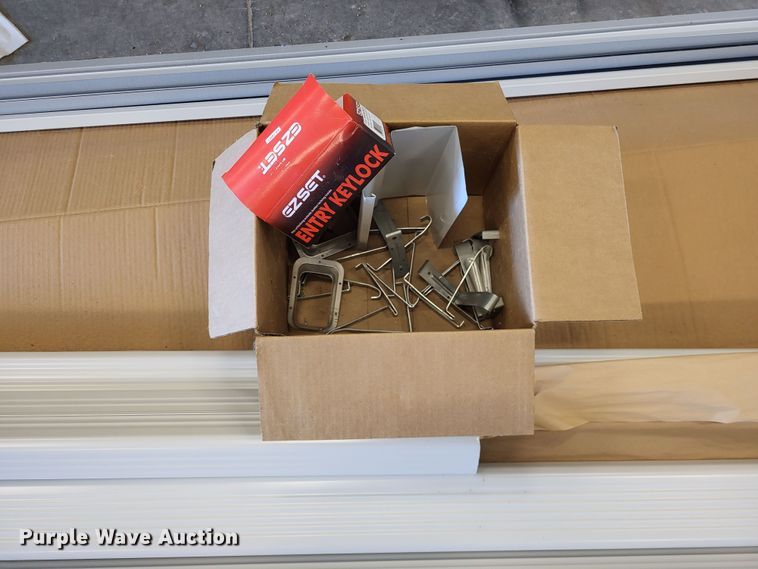 image for item LR9054 Building materials