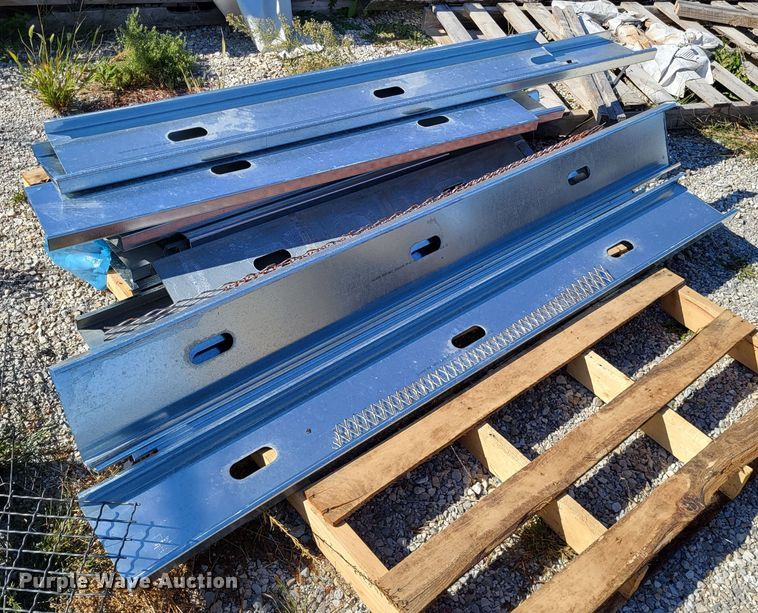 image for item LR9054 Building materials