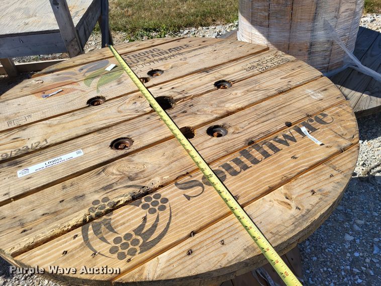 image for item LR9055 (2) wire spools