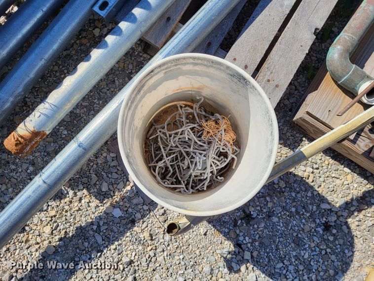 image for item LR9056 10' H chain link fencing and posts