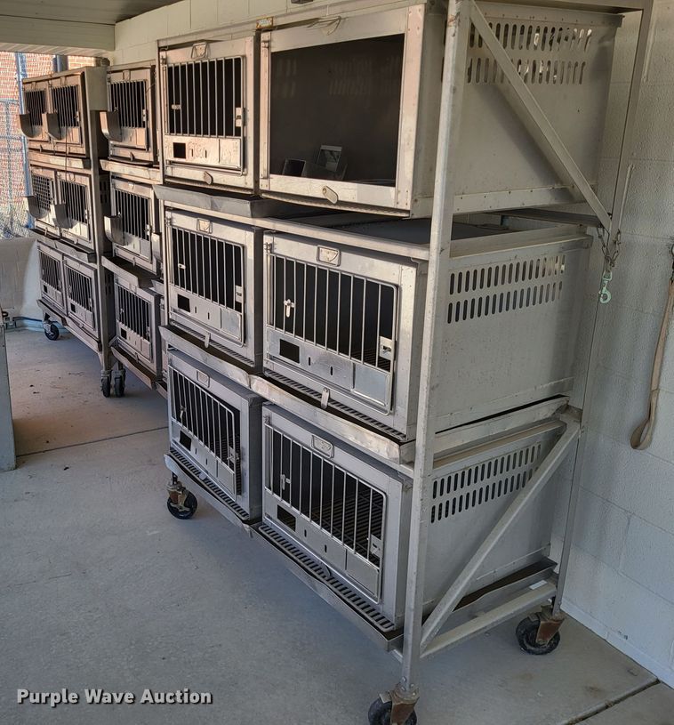 image for item LR9057 Stainless steel animal cages