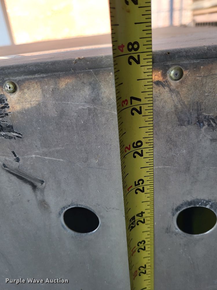 image for item LR9057 Stainless steel animal cages