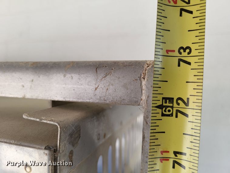 image for item LR9057 Stainless steel animal cages