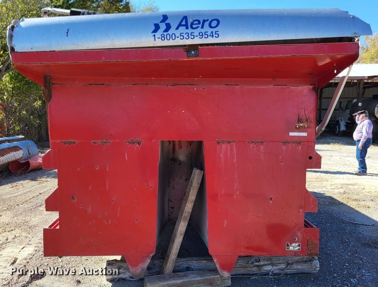 image for item LR9059 2005 Wheeler HT1636  dump bed