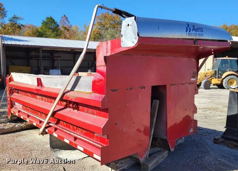 image for item LR9059 2005 Wheeler HT1636  dump bed