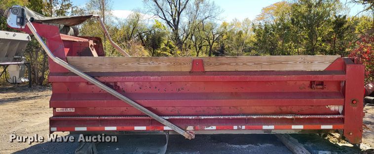 image for item LR9059 2005 Wheeler HT1636  dump bed