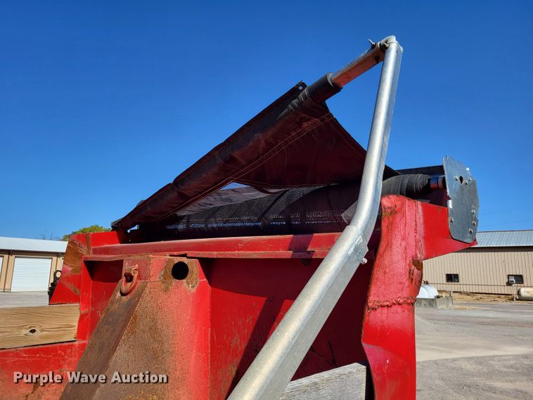 image for item LR9059 2005 Wheeler HT1636  dump bed