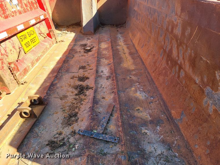 image for item LR9059 2005 Wheeler HT1636  dump bed