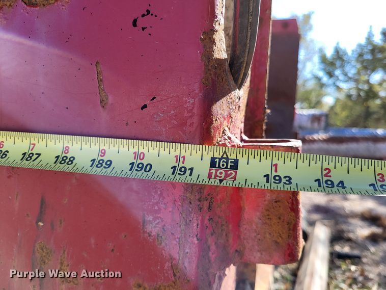 image for item LR9059 2005 Wheeler HT1636  dump bed